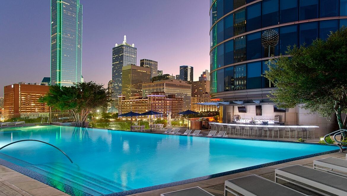 omni-dallas-pool-dusk